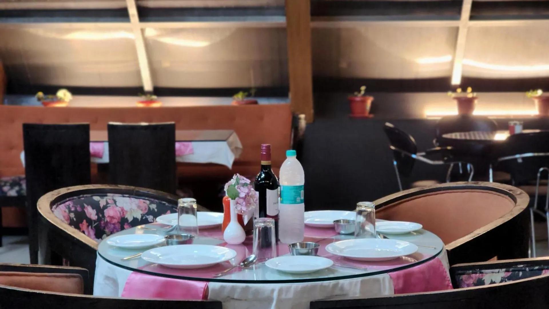 Hotel Surya Σίμλα 3*,